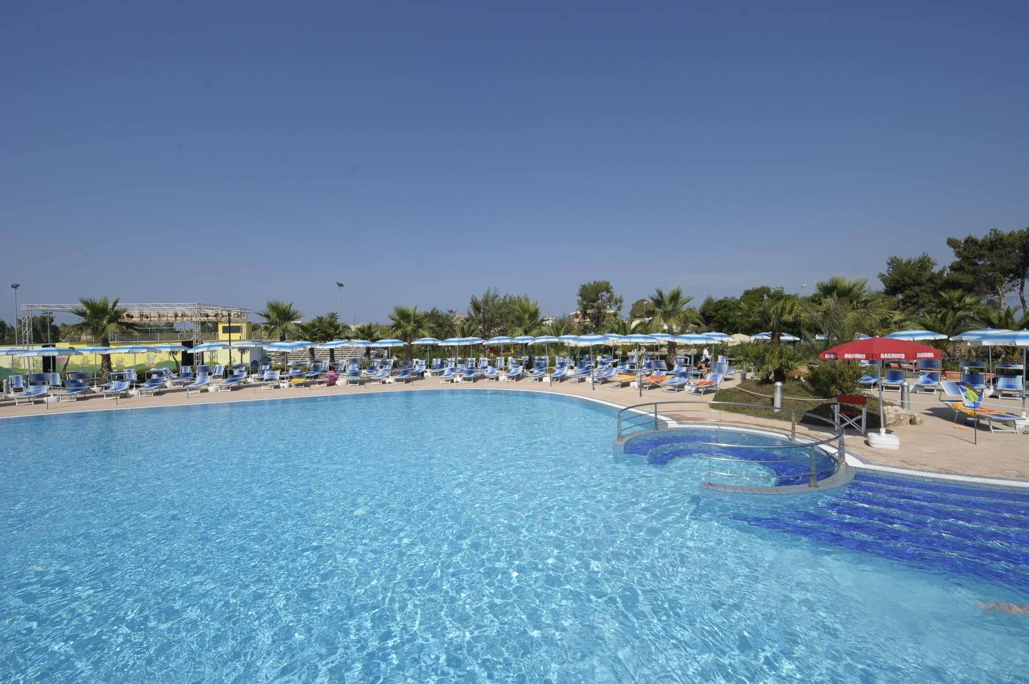 Blu Salento Village Sant Isidoro  Εξωτερικό φωτογραφία